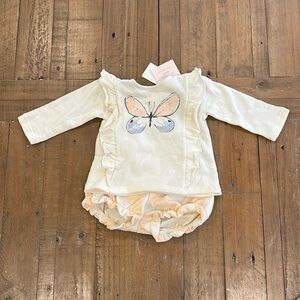 Grayson mini butterfly sweatshirt and bloomer set NWT